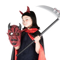 ハロウィンにじっちゃんのマスクを持ち出すヴィレバンの小悪魔ちゃんの写真