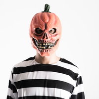 差し歯が抜けたパンプキンモンスターのヴィレバン仮装の写真