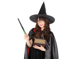 仲間に入れたい魔法使い、ヴィレバンのハロウィンコスプレ姿の女性の写真