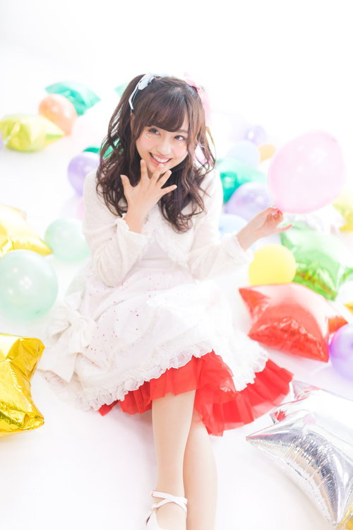 えっ、わたしのフリー素材アイドル可愛すぎ～ツインテール姿で撮影会～