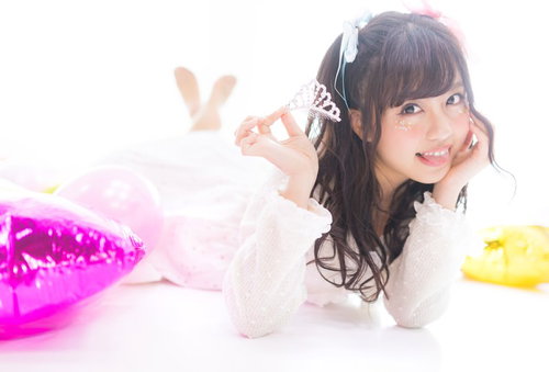 フリー素材アイドルの河村友歌だよ！