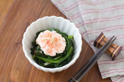 新感覚の歯ごたえ！大刀洗ねぎと「明太白和えお浸し」