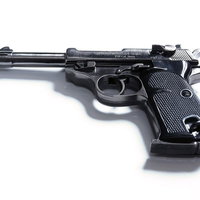 ワルサーP38の拳銃（白背景）の写真