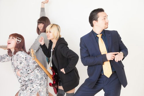 対バンにドタキャンされたマネージャーと焦るバンドメンバー