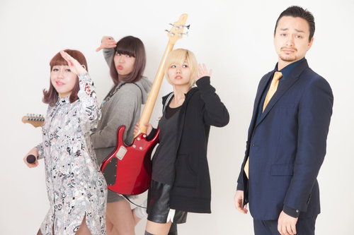 IRISMONDEのドイツ人ハーフメンバーがソロデビューの写真