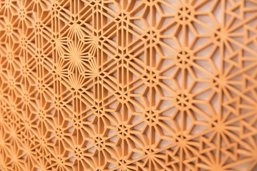 匠の技が光る大原中央商店街の木製建具組子