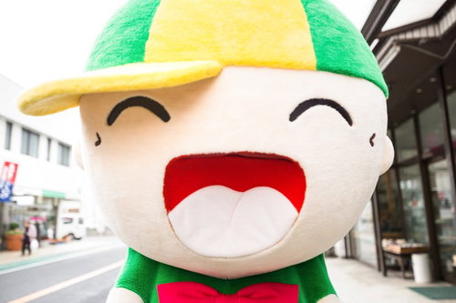 商店街の人気者！ニコニコ笑顔のマスコット「ホットくん」のきぐるみ