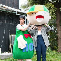 大原中央商店街では、事前予約でゆるキャラのホットくんになれます！の写真