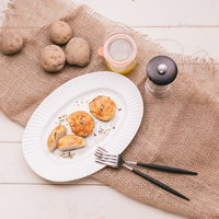 じゃがいもを丸ごと使ったグラタン（料理レシピ）の写真