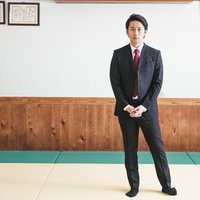 ミスをして柔道場に呼び出された部下の写真