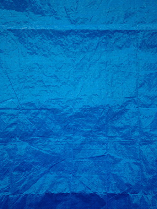 建築資材のブルーシートの表面テクスチャー