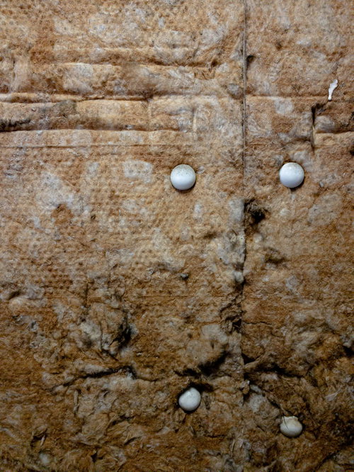 ボロボロに劣化した保温材のテクスチャ