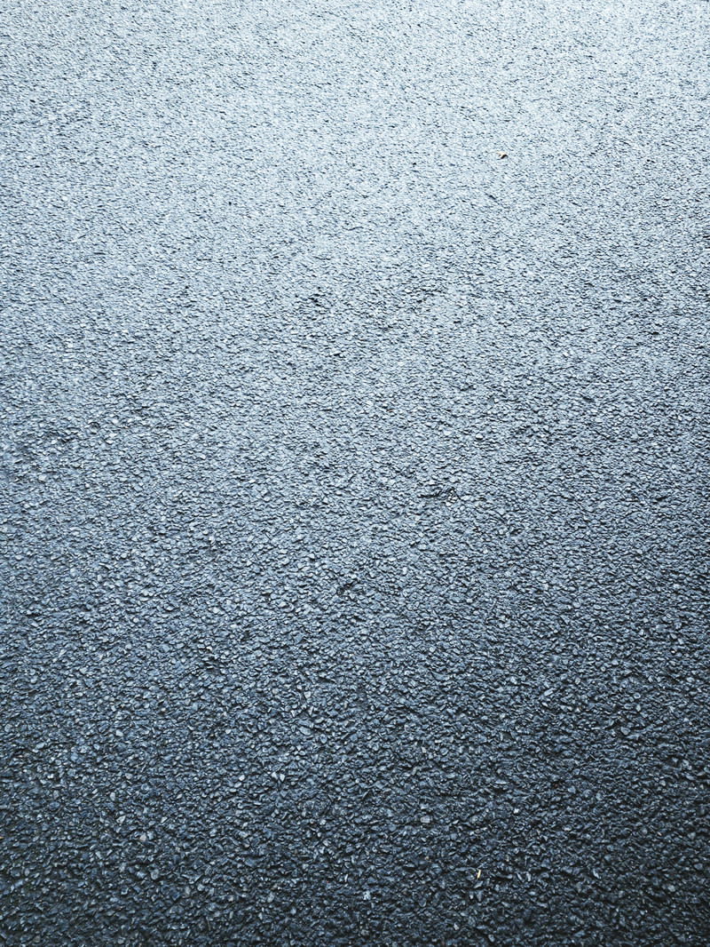 舗装されたばかりのアスファルトの表面テクスチャー