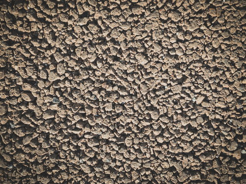 水捌けが良い粗い質感のアスファルト舗装材