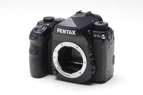 PENTAX K-1 Mark IIのデジタル一眼レフカメラボディ