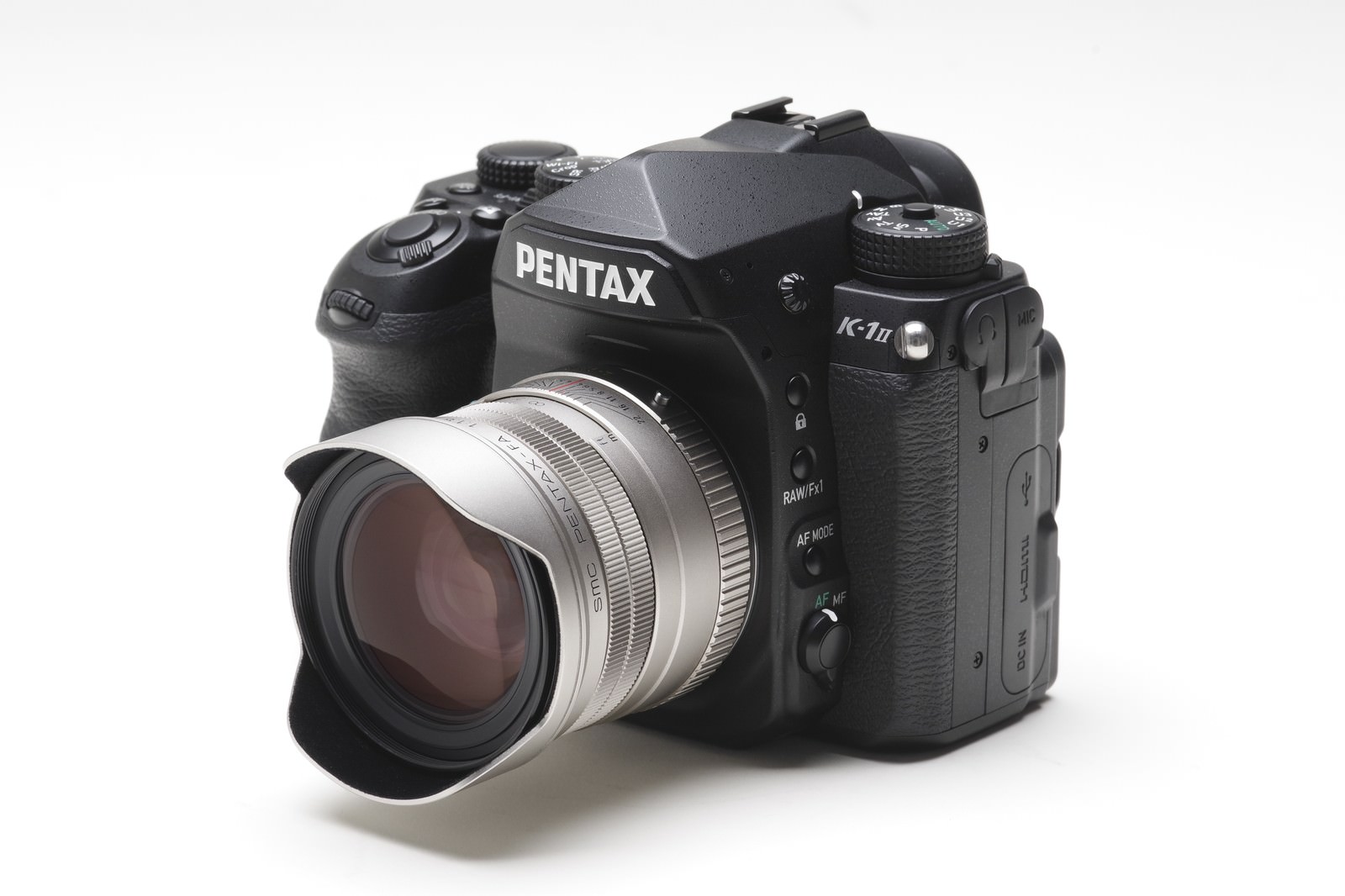 PENTAX K-1 Mark IIに単焦点レンズを装着