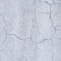 複数のクラック入りのコンクリート外壁の劣化状況の写真