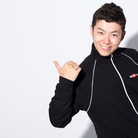 「プリーズサブスクラーイブ！」とチャンネル登録を促すの写真