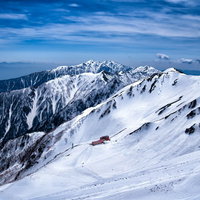 残雪の稜線（中央アルプス）の写真