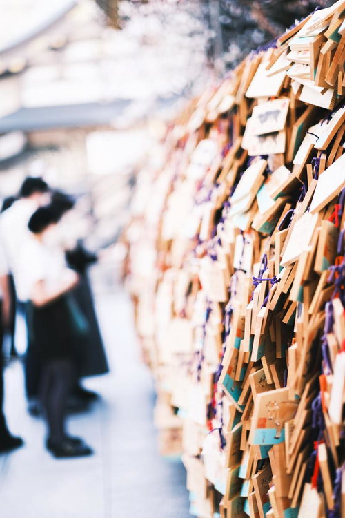 湯島天神の境内に掛けられた合格祈願の絵馬