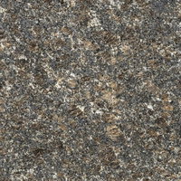 表面にこびりついた汚れと経年劣化が目立つコンクリート壁の写真