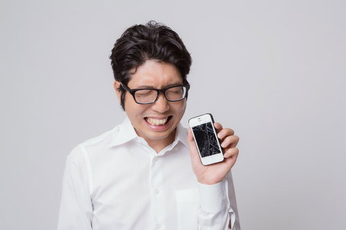 仕事中にスマホ落してもうた！