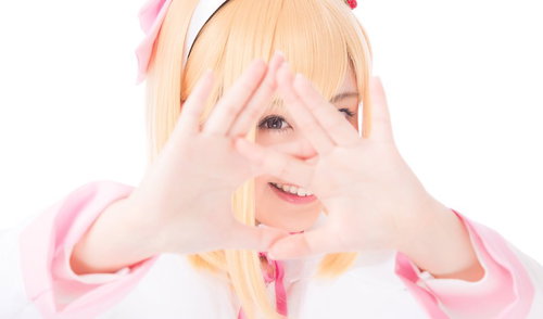 ファーマシストエナジーの力によって「薬剤師少女」に変身