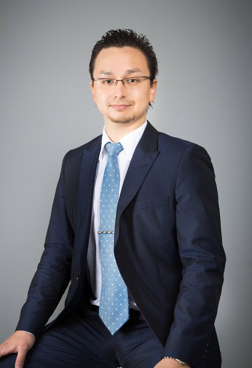 ひとり家族写真を撮影する現役ドイツ人ハーフ