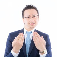 「シブイねェ...まったくおたくシブイぜ」と言い寄る外国人の写真