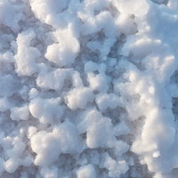 ウユニ塩湖で採取した塩の結晶の鉱物標本の写真
