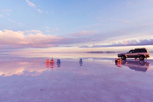 ウユニ塩湖ツアーの鏡張り絶景
