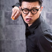 某麻雀漫画の影響で過剰な引きヅモをするマナー知らずの男性の写真