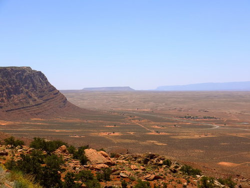 グランド・キャニオン周辺の崖と荒野