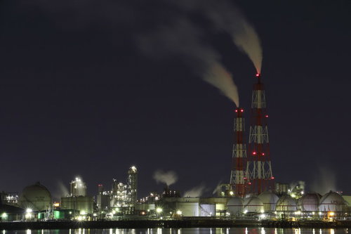 セルフポートレートを撮影する自宅警備委員