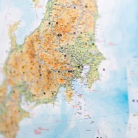 主要な都市名と路線が記載された神奈川県の地図の写真