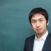 「君なら合格できるよ！」と励ます講師の写真