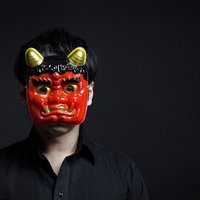 鬼の形相で行く手を阻むオーガの写真