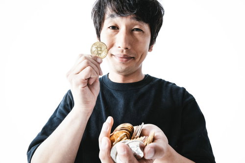 ビットコインのハイレバで大儲けした富豪男性