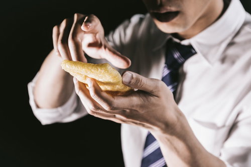 あぶらあげを使ってフリックの練習を怠らないアプリ開発エンジニア