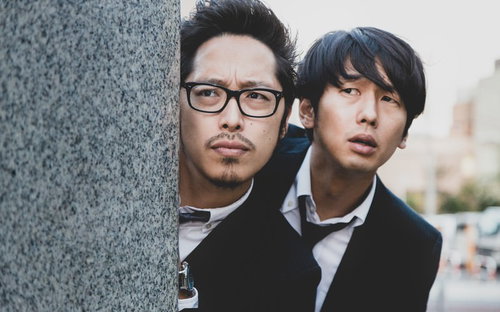 「若い男と手を繋いで歩いてるの、先輩の奥さんじゃないですか？」