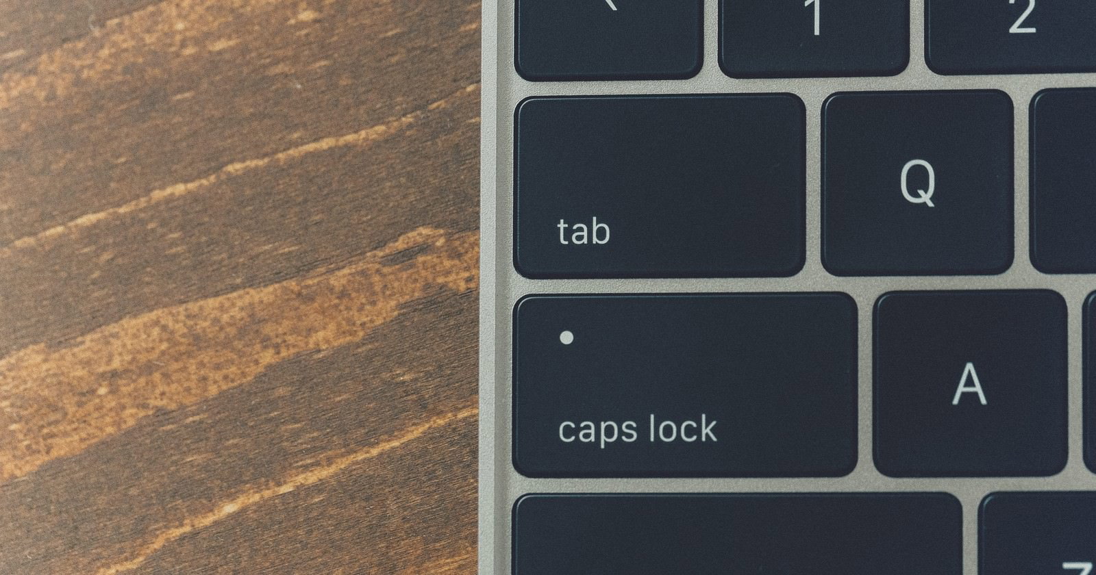 MacBookのcaps lockとtabキー