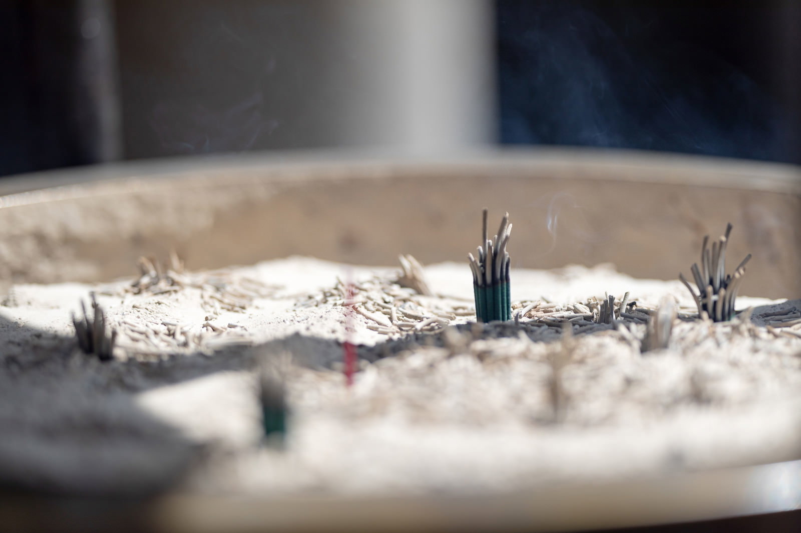 オフィスビルのガラスカーテンウォール外壁