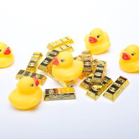 財宝だぜヒャッハーするあひるちゃんの写真