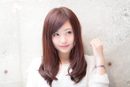 渋谷のIT企業で働くキラキラ女性広報のデート前のヘアスタイル