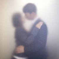 隠れてオフィスラブをするも、全然隠れてなかった社内カップルの写真