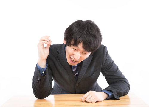 オーバー・ザ・トップを狙う会社員