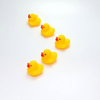 パワーレイズ陣形で斜めに並ぶあひるちゃんの写真