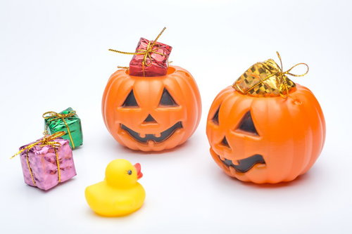 ハロウィンかぼちゃとアヒルちゃんとプレゼント箱