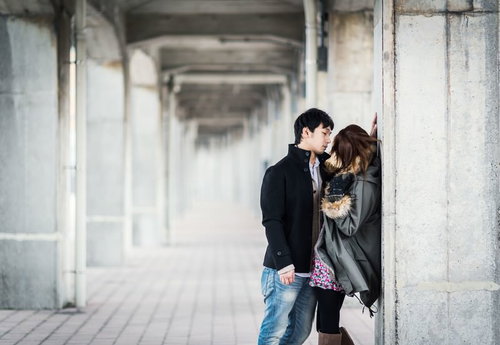 この傲慢な女め...でも嫌いじゃないぜ（）