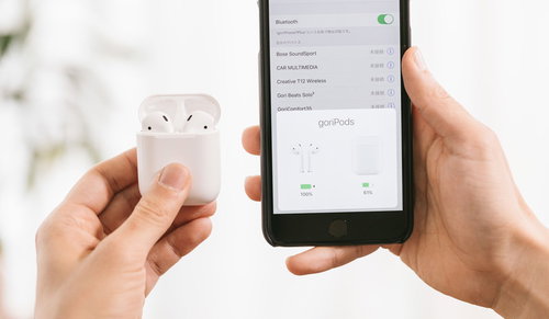 スマートフォンと同期するワイヤレスイヤホン